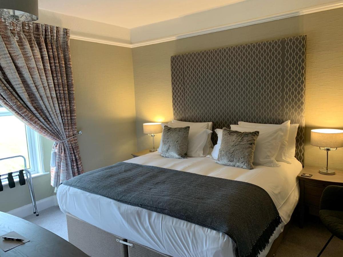 The Station Guest House Galmpton Bagian luar foto