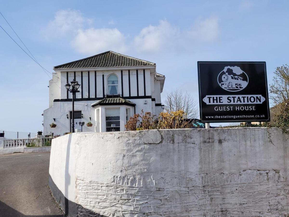 The Station Guest House Galmpton Bagian luar foto
