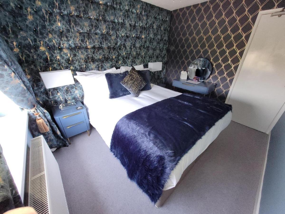 The Station Guest House Galmpton Bagian luar foto