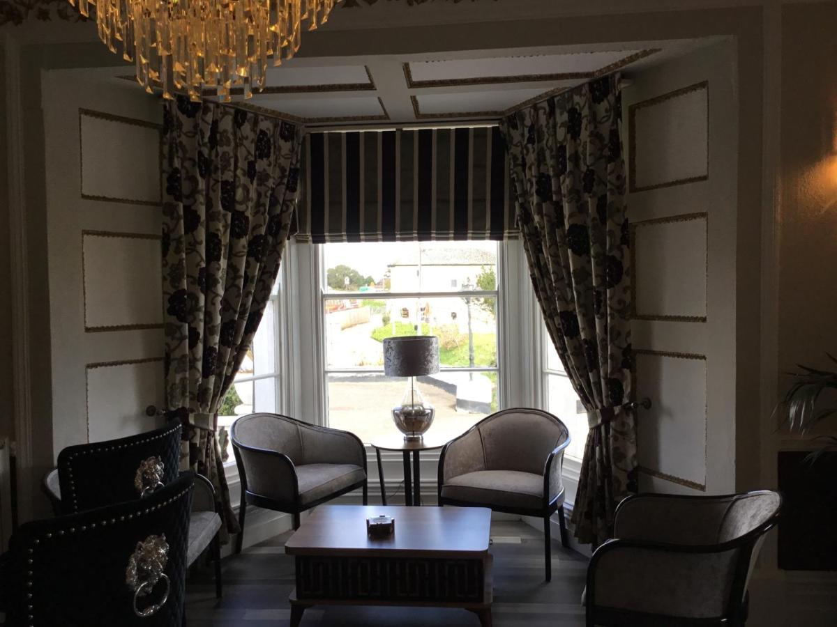 The Station Guest House Galmpton Bagian luar foto